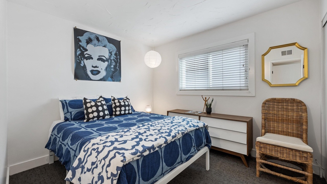 Photo of Bedroom in West Newport