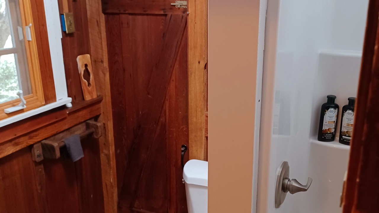 Photo of Bathroom in Palomar Mountain