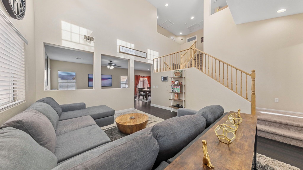 Photo of Livingroom in North Las Vegas