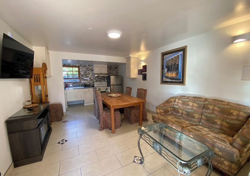 Photo of Livingroom in West Beach
