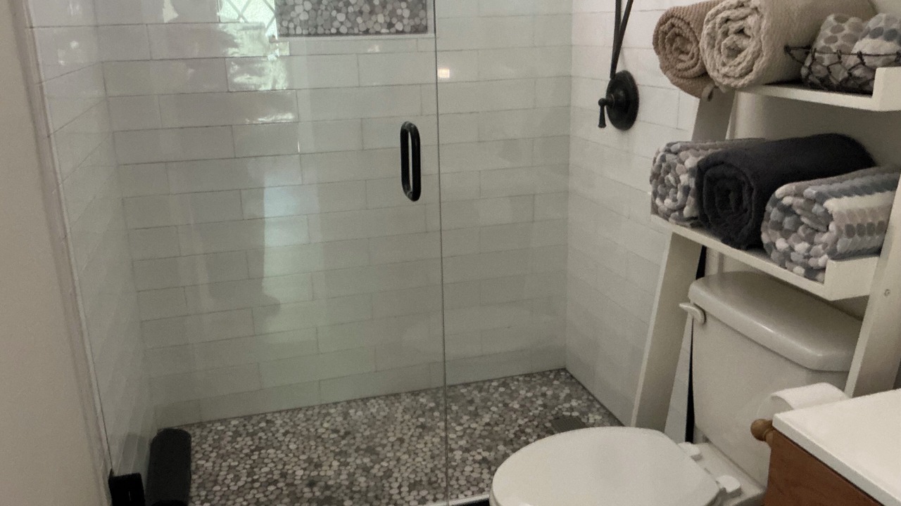 Photo of Bathroom in Idyllwild