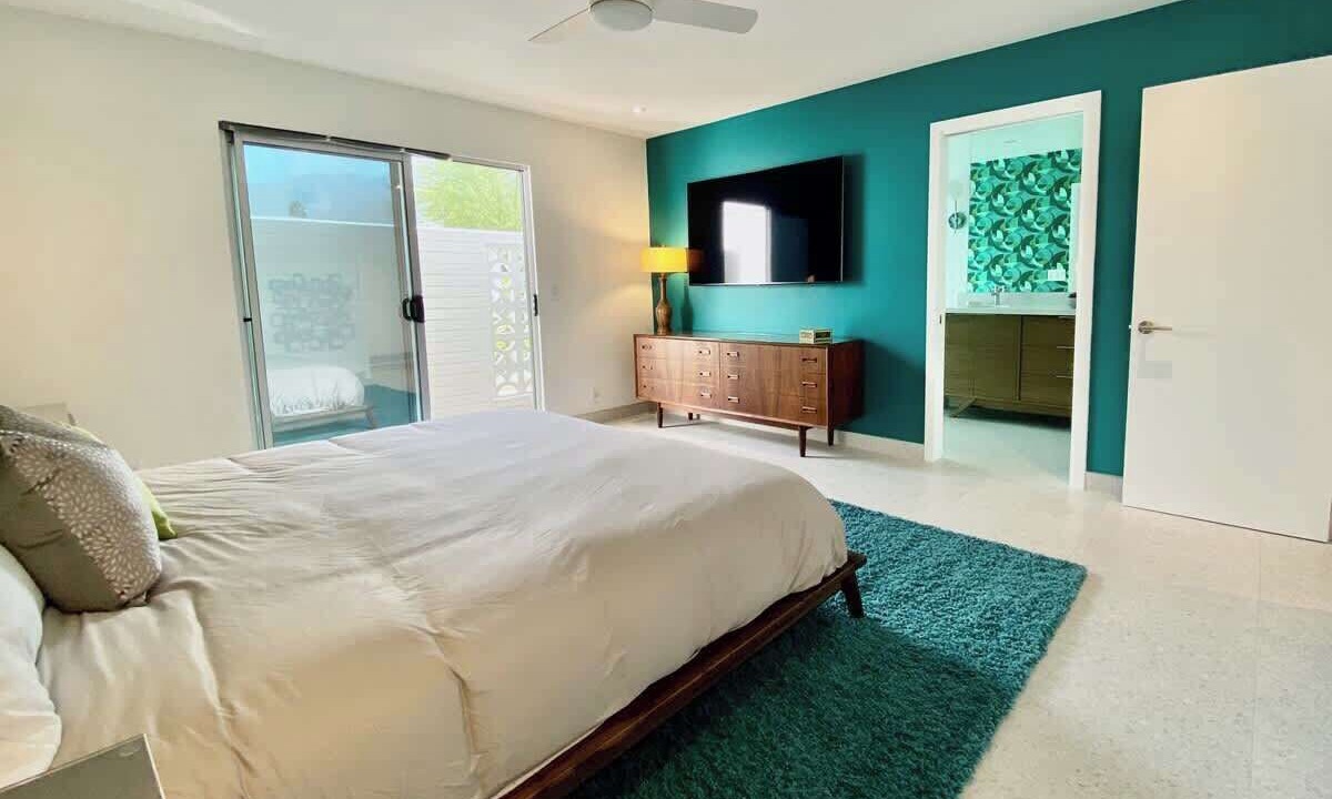 Photo of Bedroom in Canyon Corridor