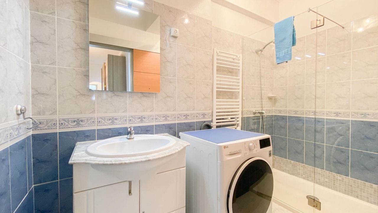 Photo of Bathroom in Funchal