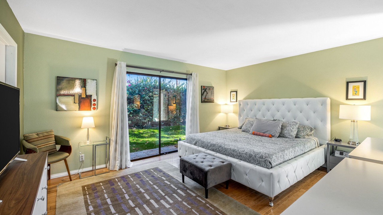 Photo of Bedroom in Sunrise Park