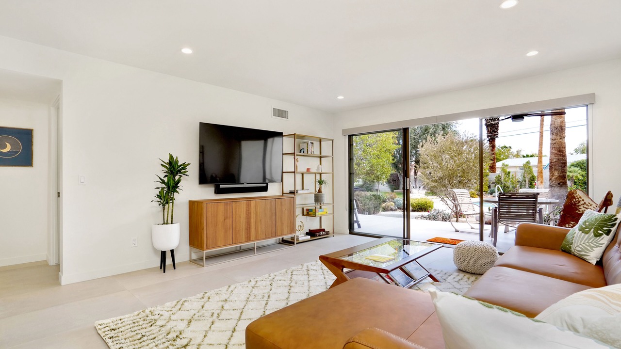 Photo of Livingroom in Palm Desert