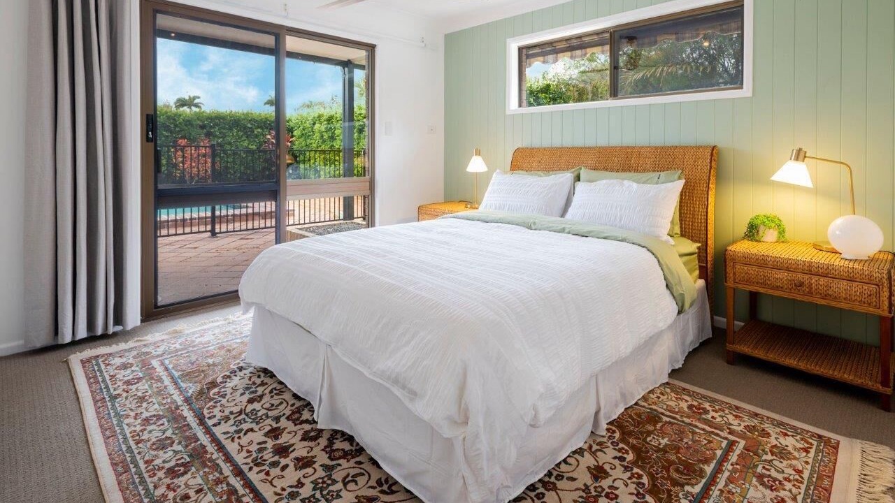 Photo of Bedroom in Golden Beach