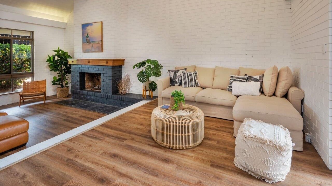 Photo of Livingroom in Golden Beach