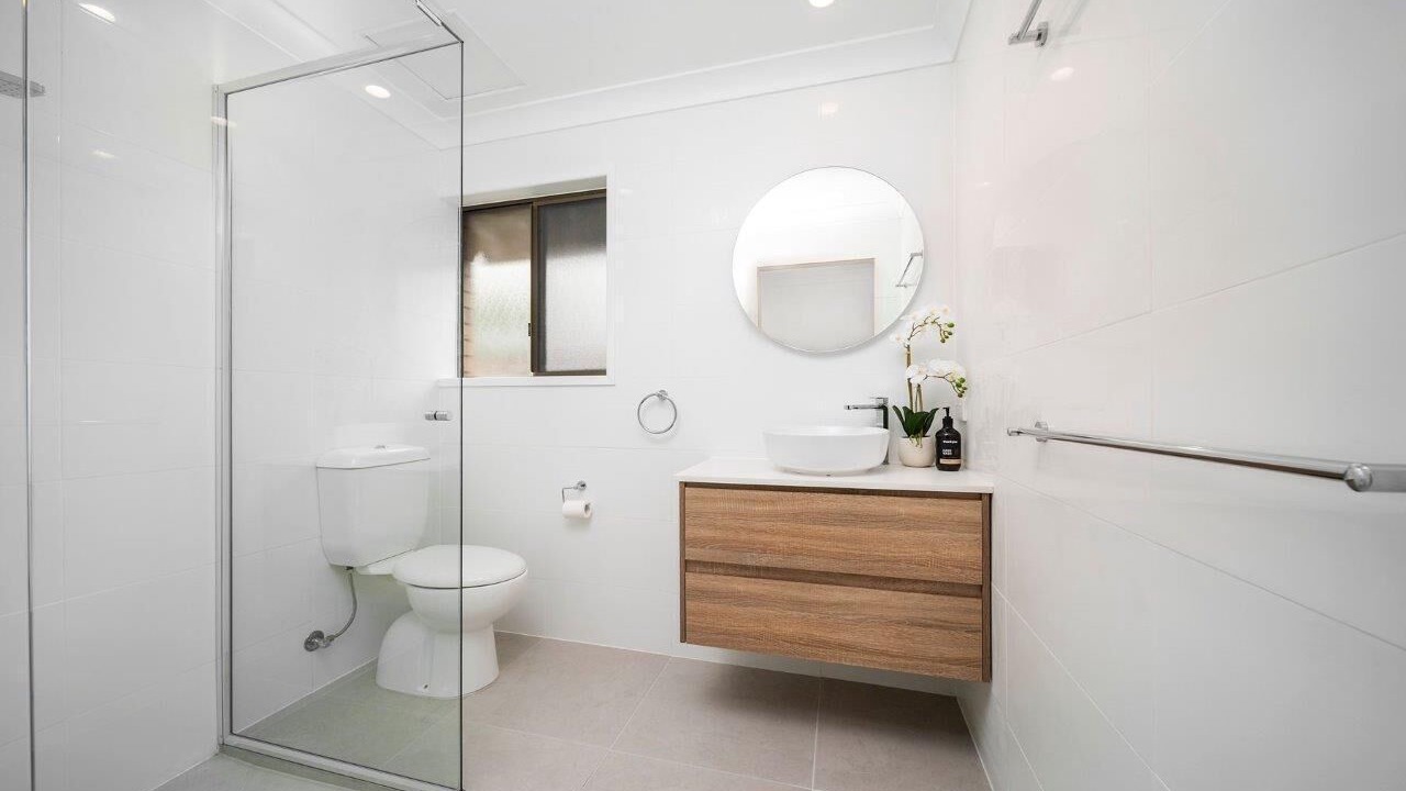 Photo of Bathroom in Golden Beach