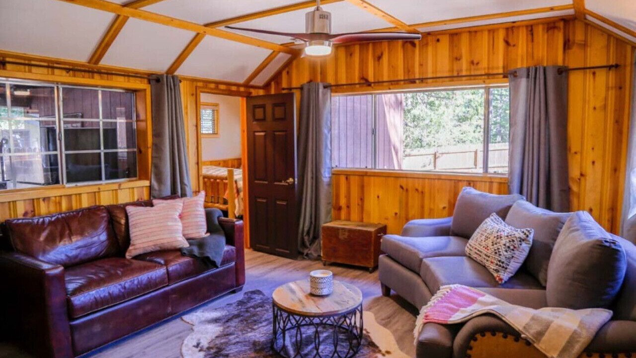 Photo of Livingroom in Idyllwild