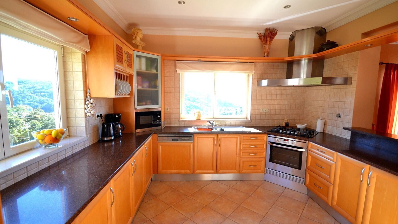 Photo of Kitchen in Monchique