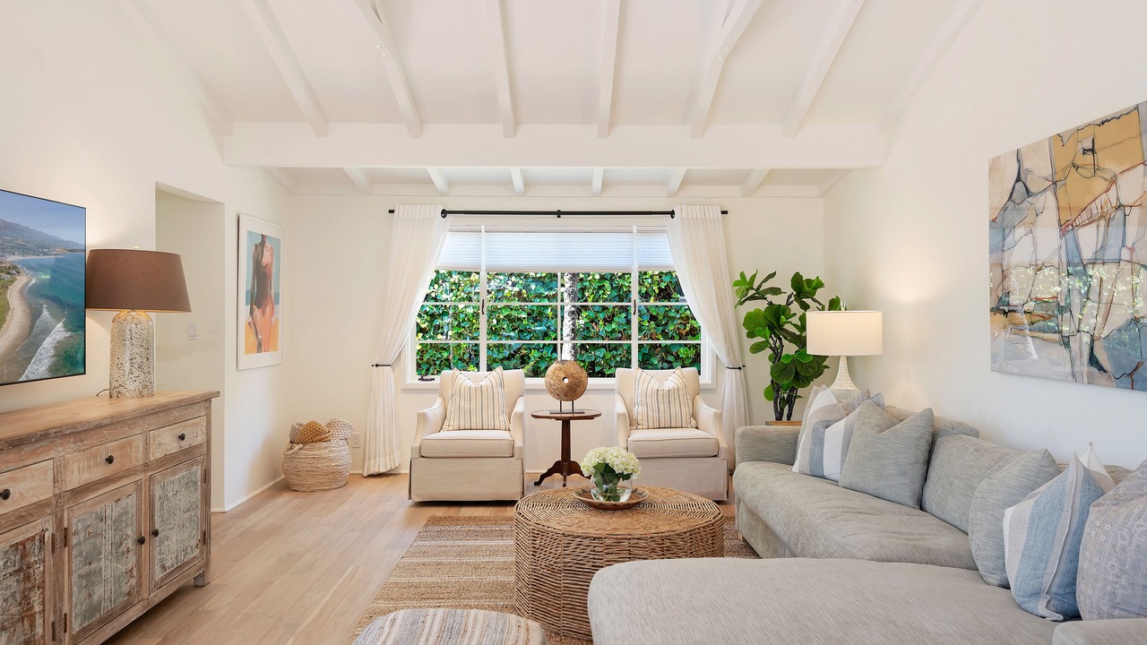 Photo of Livingroom in Montecito