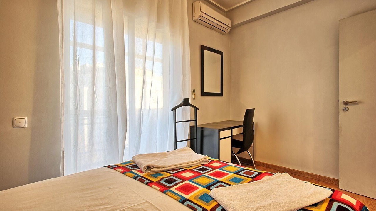 Photo of Bedroom in Paco De Arcos