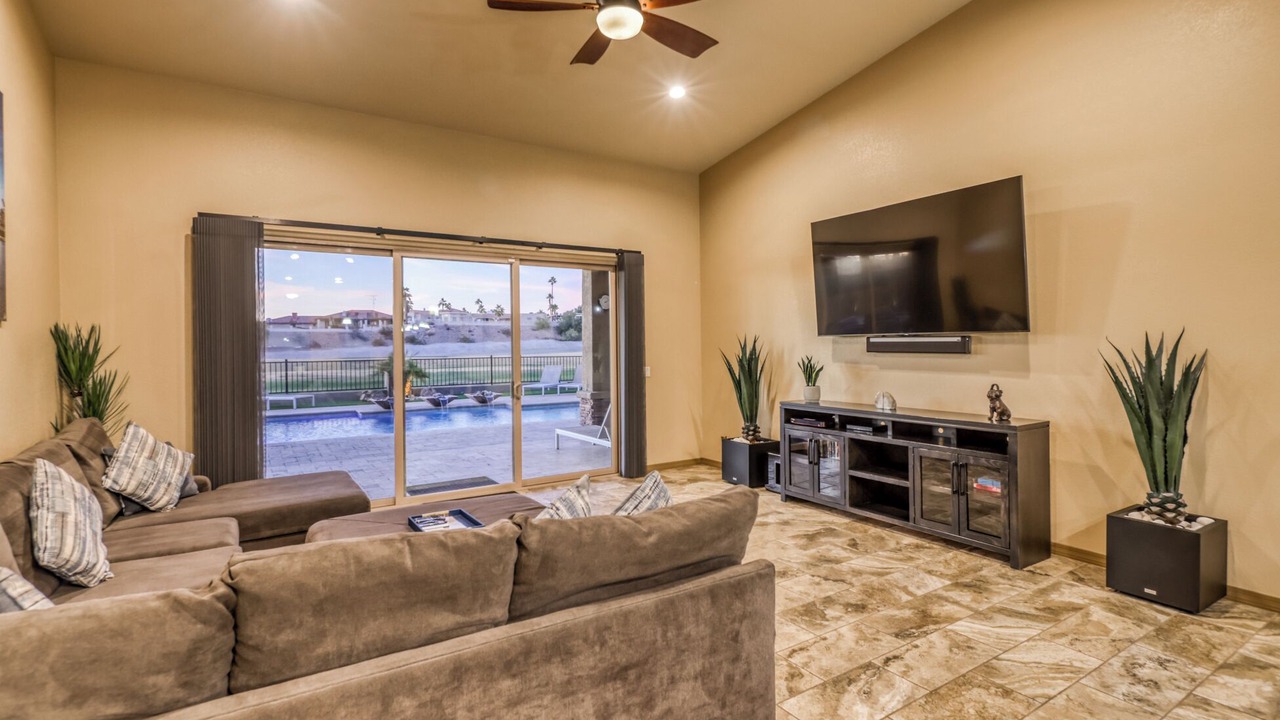 Photo of Livingroom in Residential Estates