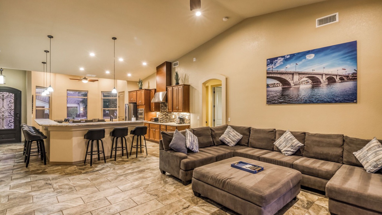 Photo of Livingroom in Residential Estates