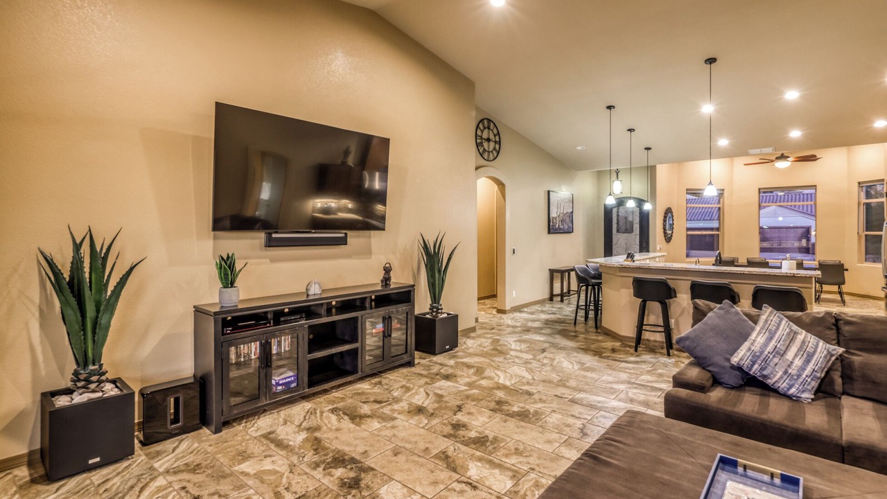 Photo of Livingroom in Residential Estates