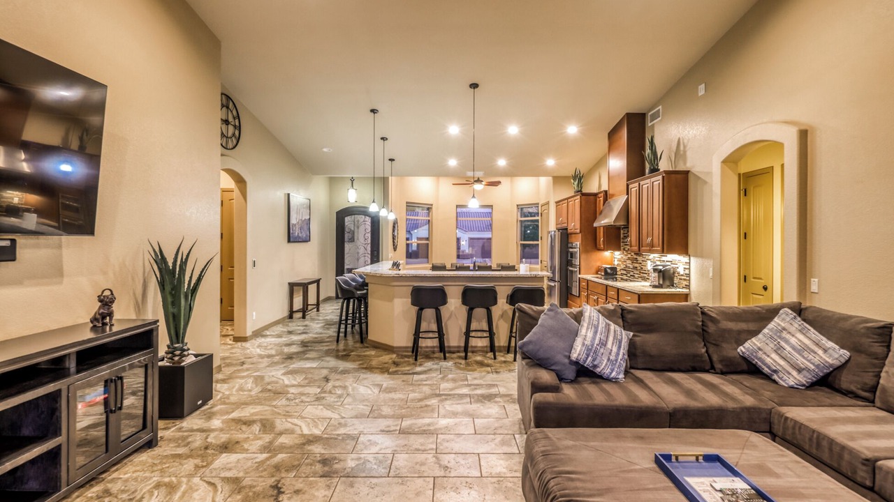 Photo of Livingroom in Residential Estates