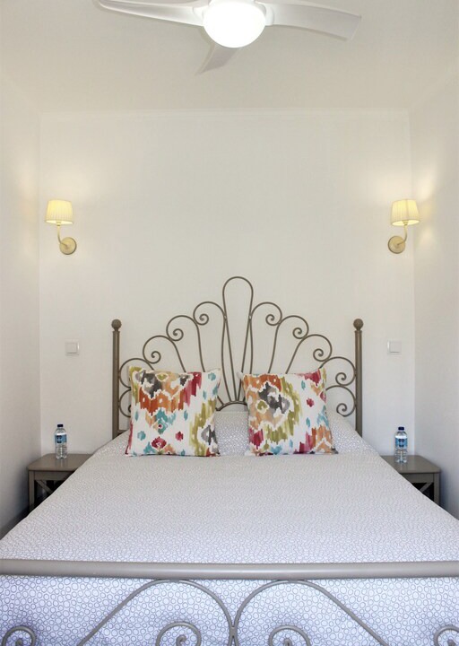 Photo of Bedroom in Alges