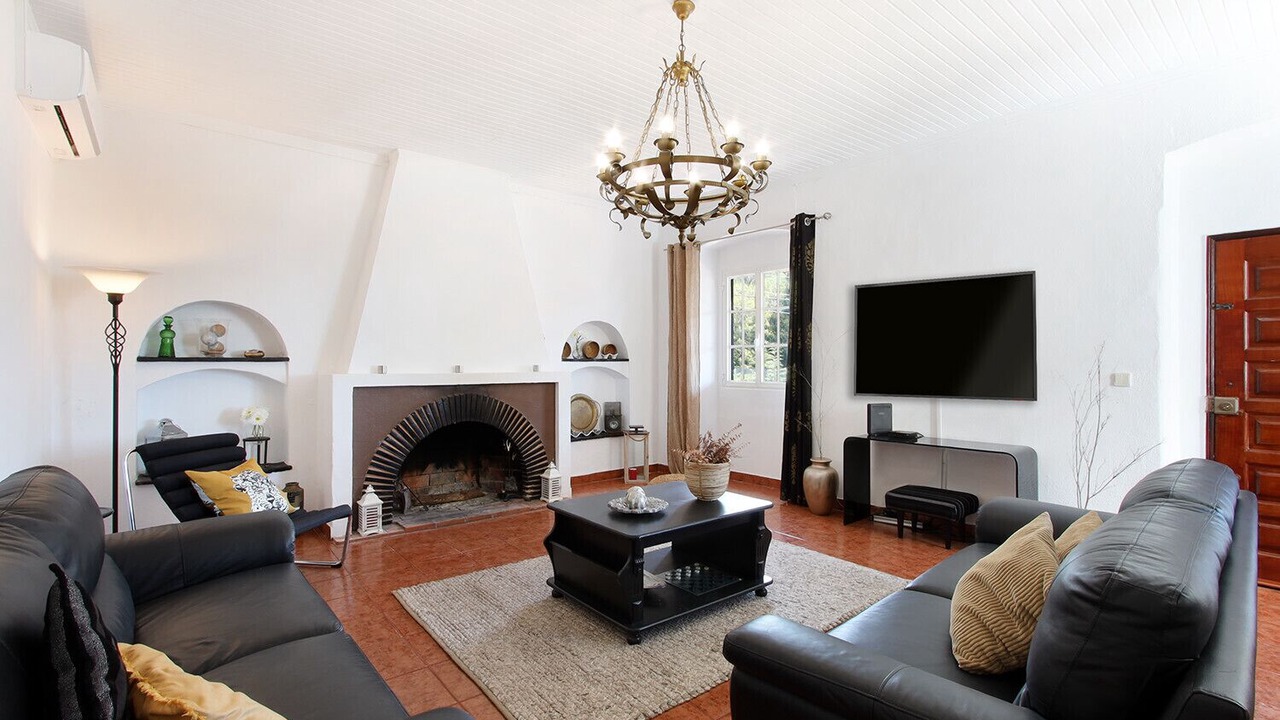 Photo of Livingroom in Charneca de Caparica e Sobreda