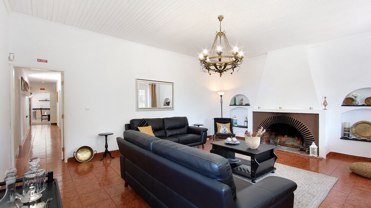 Photo of Livingroom in Charneca de Caparica e Sobreda