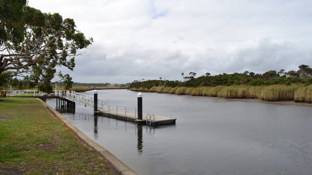 Photo of Others in Venus Bay