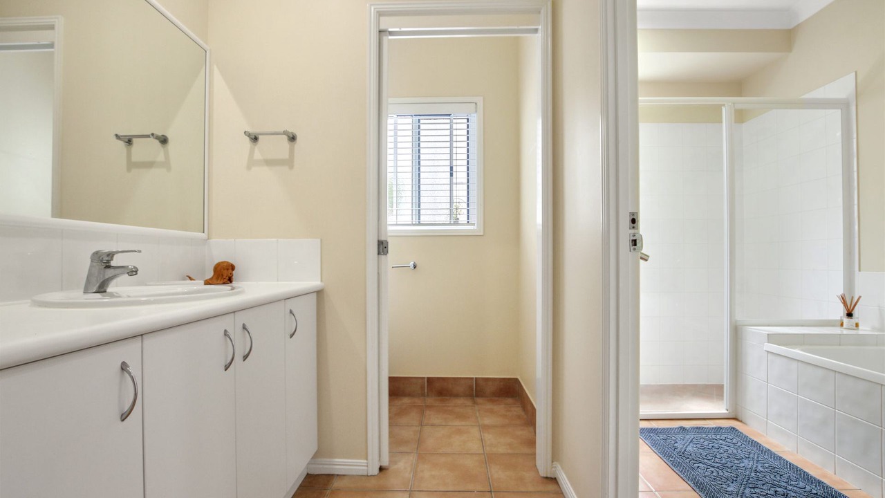 Photo of Bathroom in Golden Beach