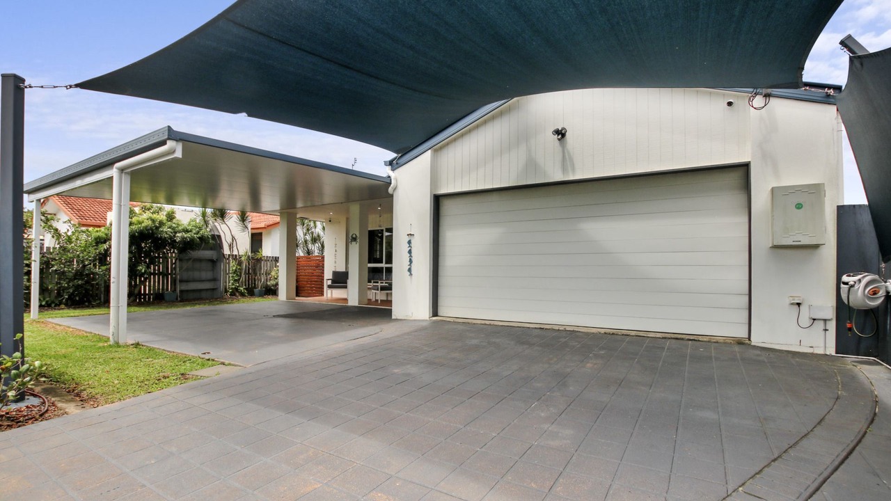 Photo of Outdoor in Golden Beach
