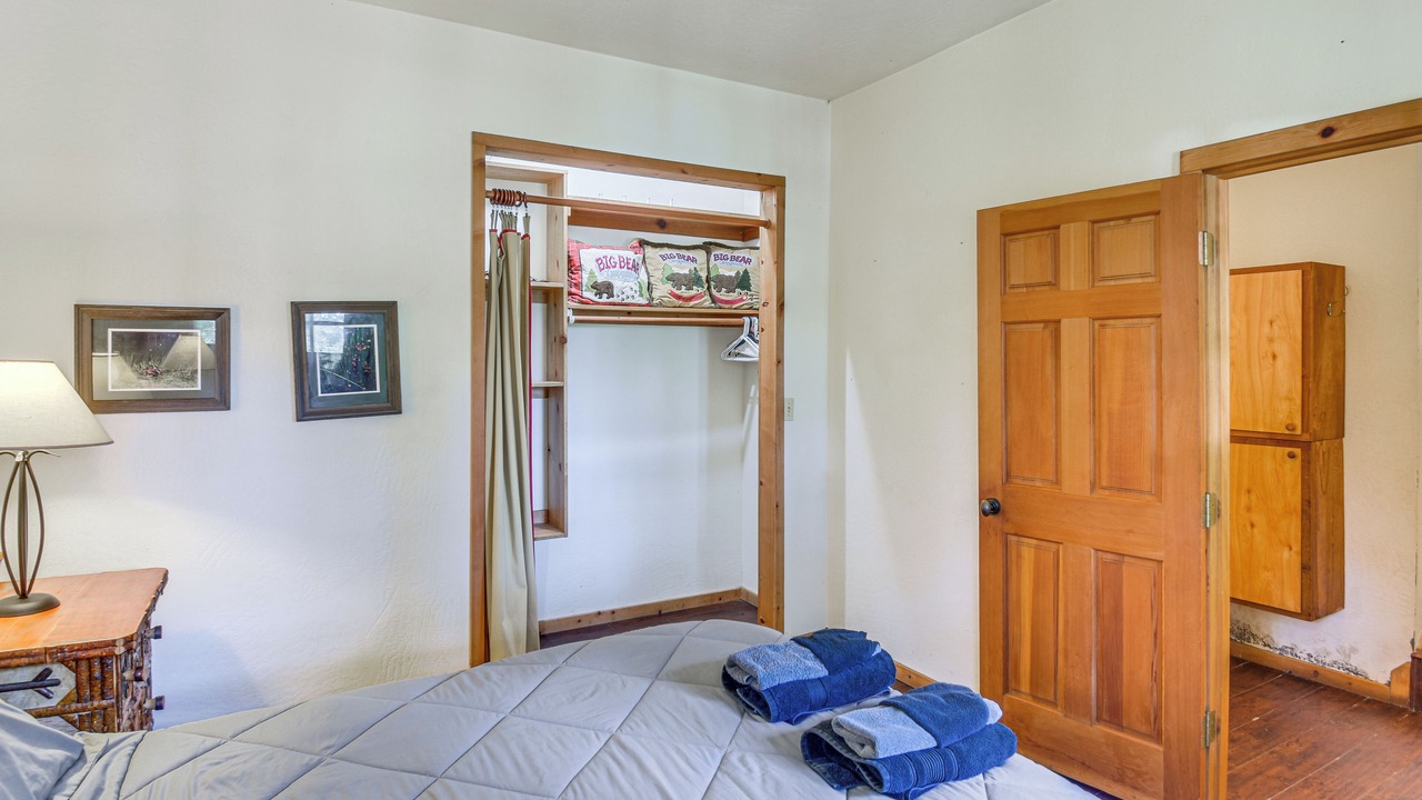 Photo of Bedroom in North Fork