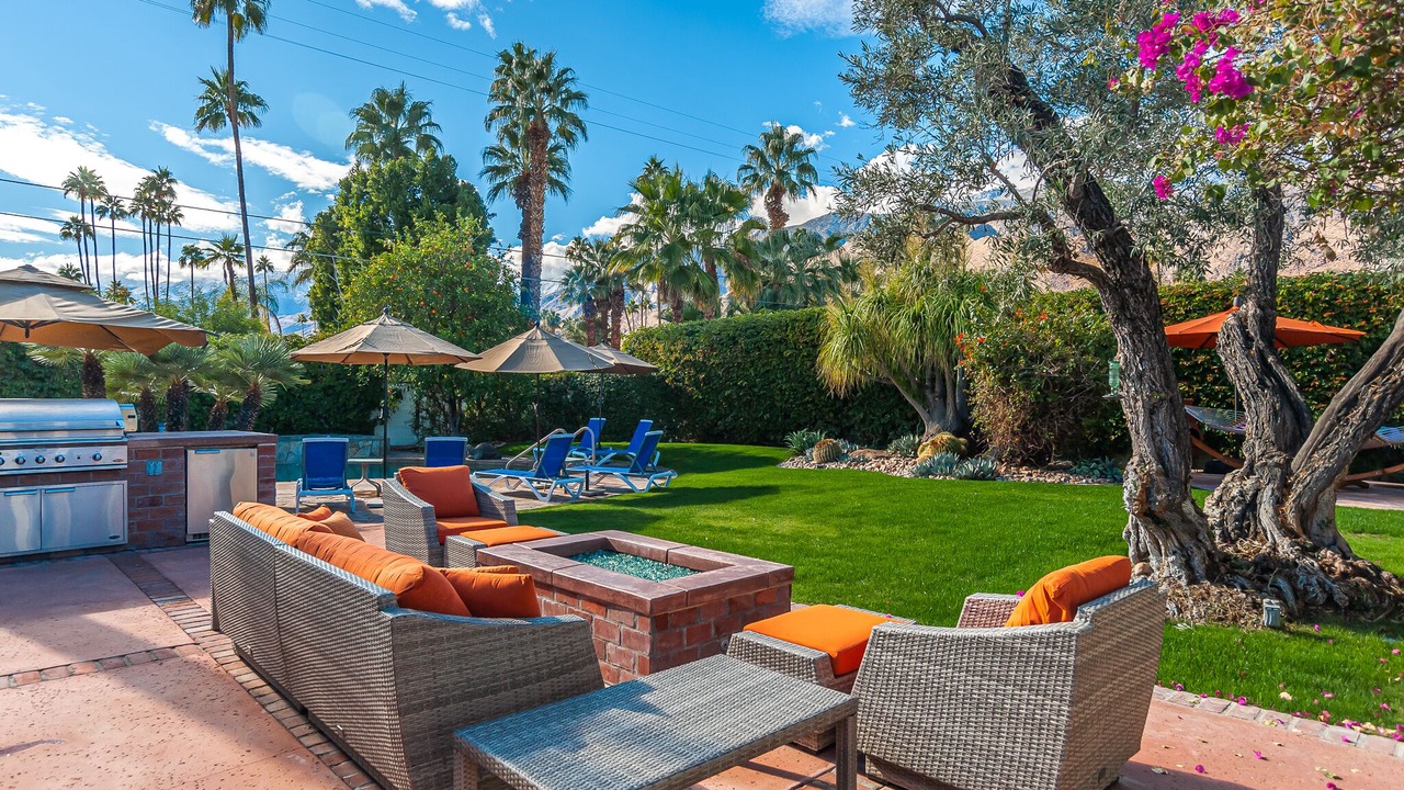 Photo of Outdoor in Tahquitz River Estates