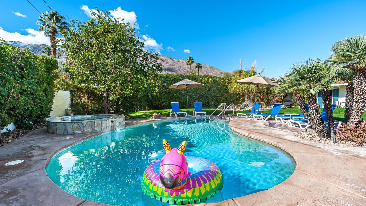 Photo of Outdoor in Tahquitz River Estates