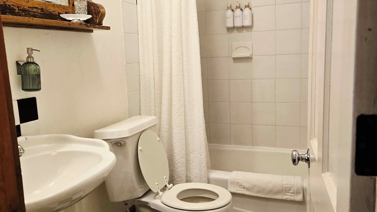 Photo of Bathroom in Julian
