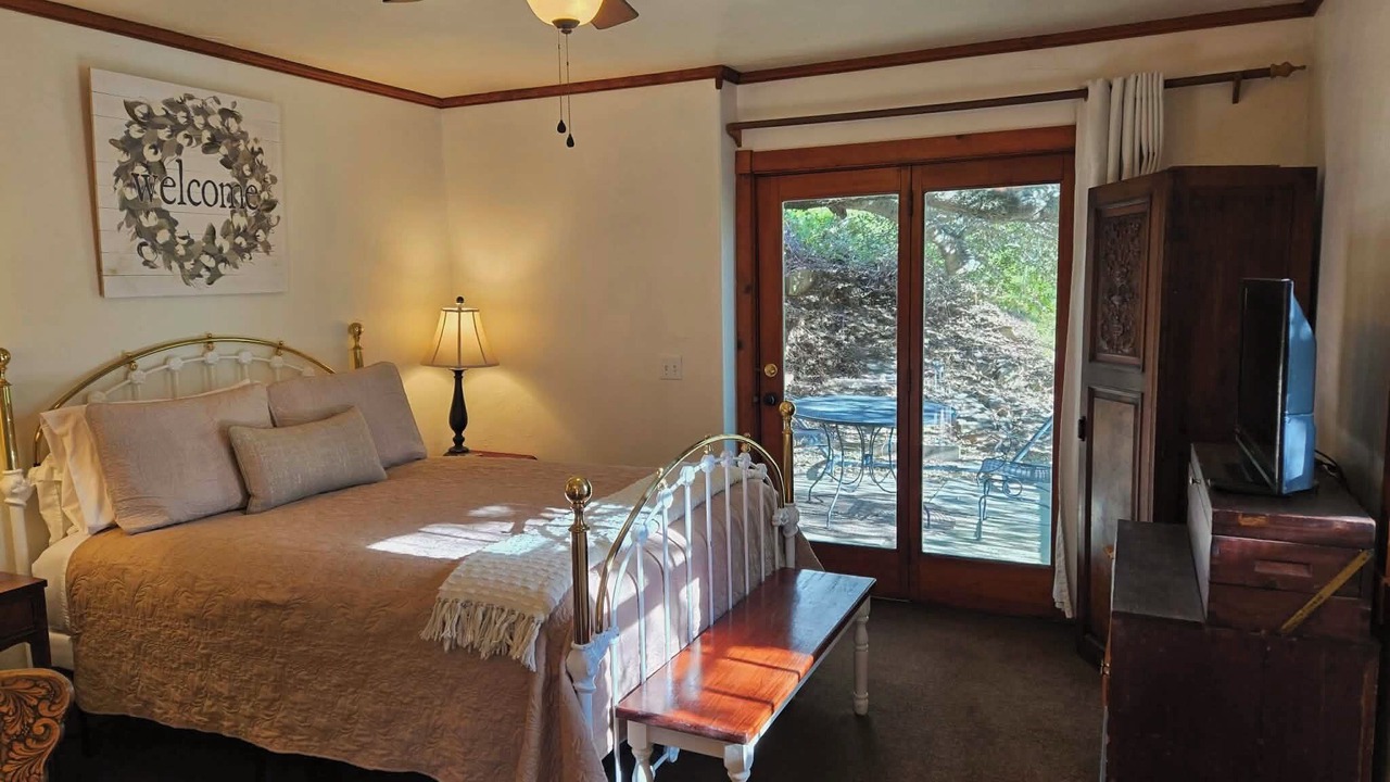 Photo of Bedroom in Julian