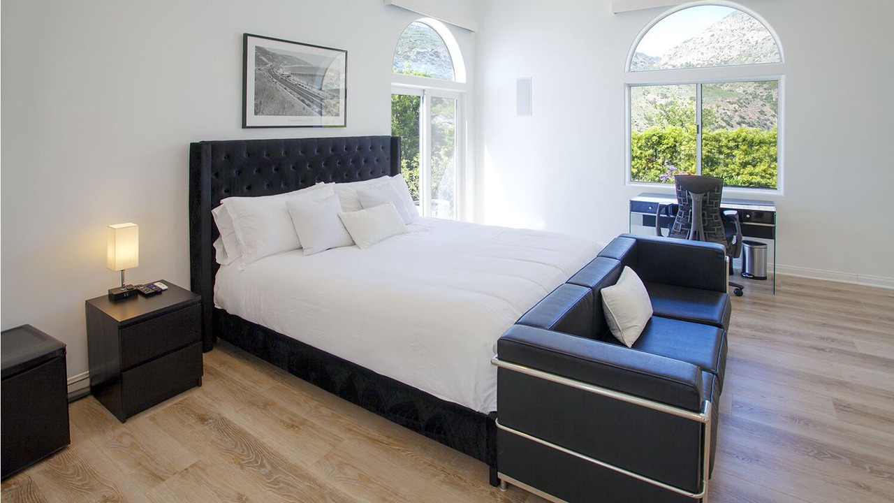 Photo of Bedroom in Western Malibu
