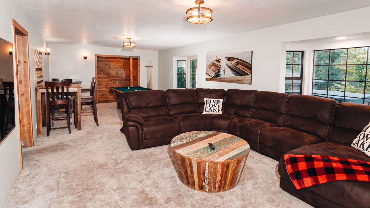 Photo of Livingroom in Boulder Bay