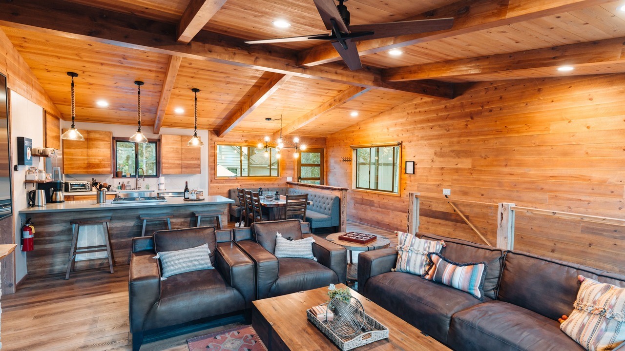 Photo of Livingroom in Boulder Bay