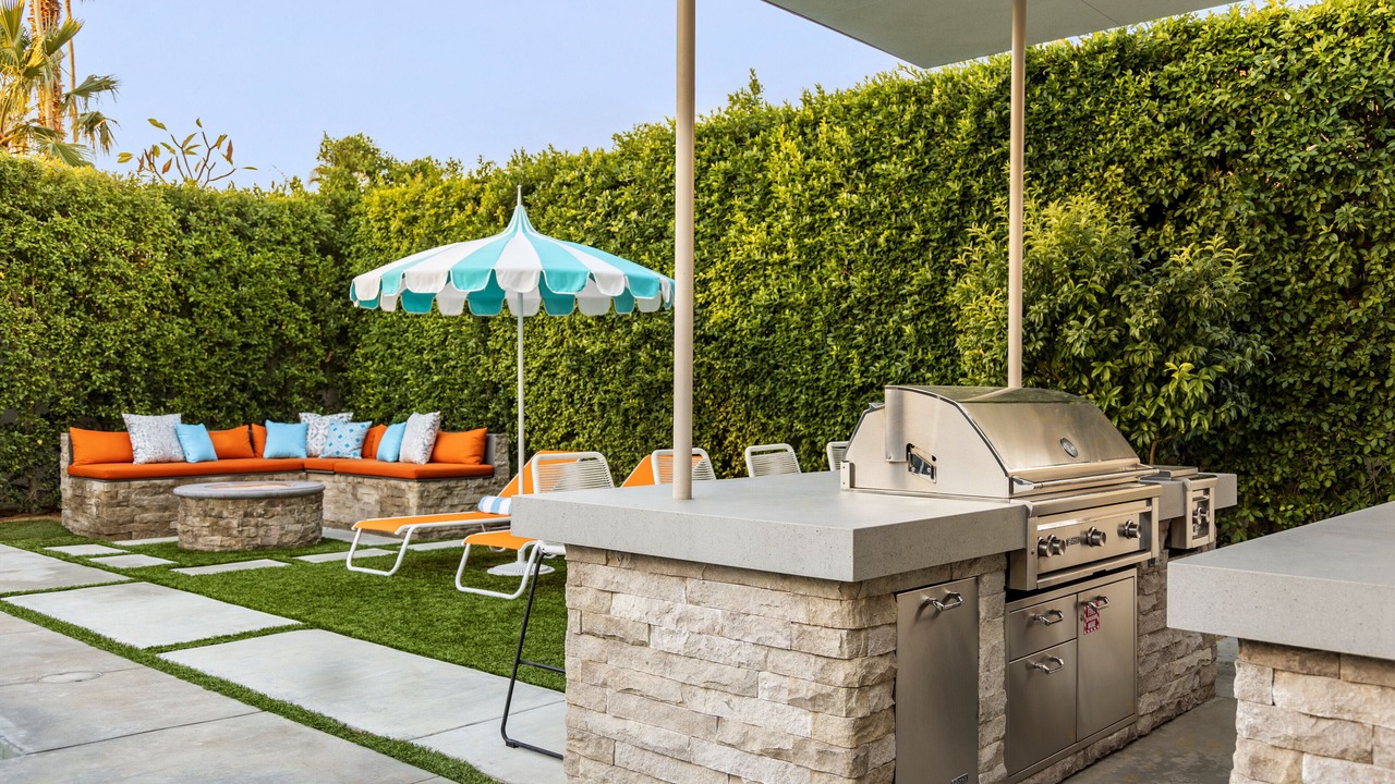 Photo of Patio Balcony in Tahquitz River Estates