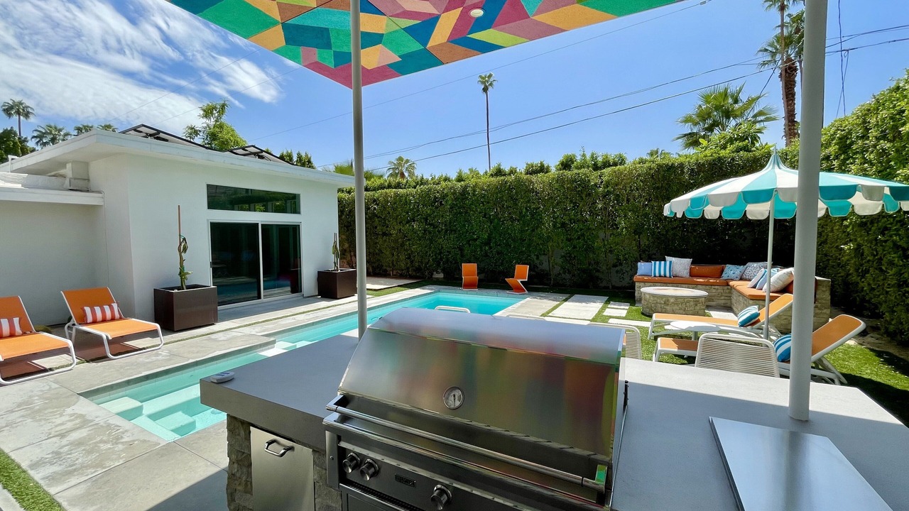 Photo of Patio Balcony in Tahquitz River Estates