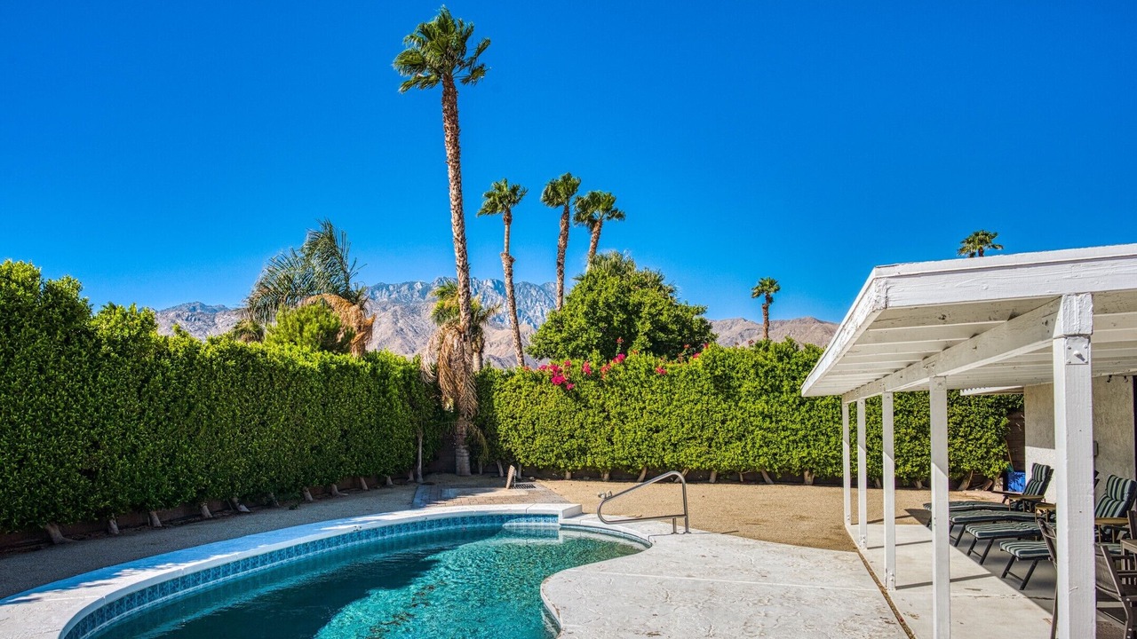 Photo of Outdoor in Desert Park Estates