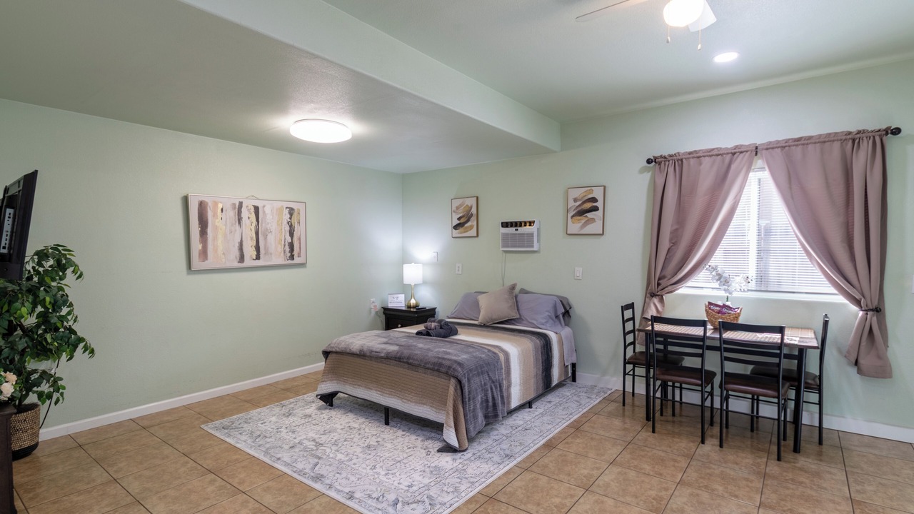 Photo of Bedroom in Tulare