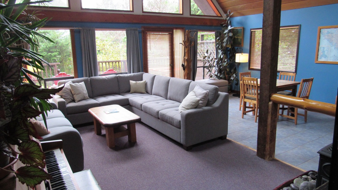 Photo of Livingroom in Tofino