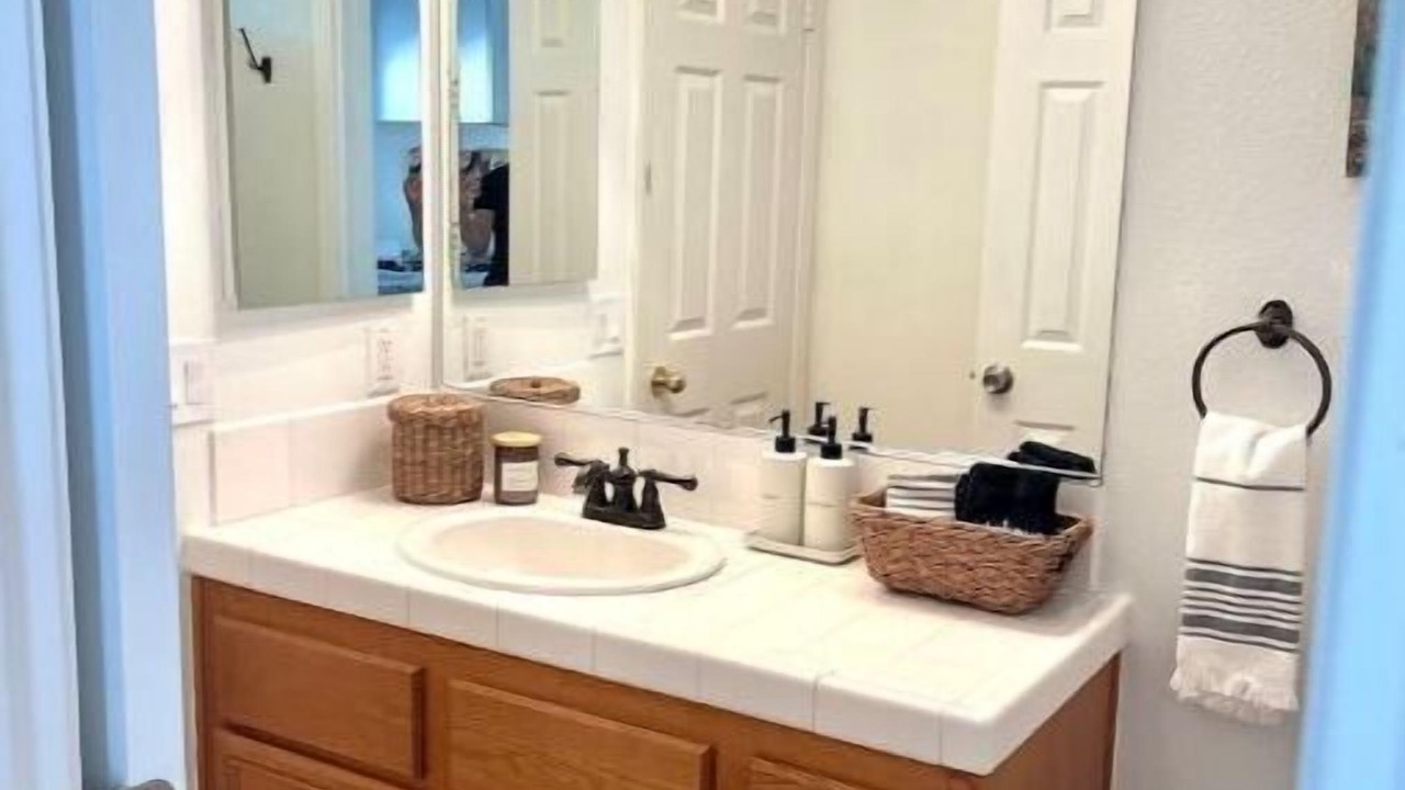 Photo of Bathroom in Castaic
