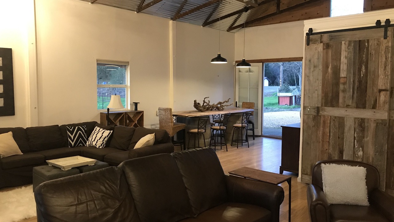 Photo of Livingroom in Healdsburg