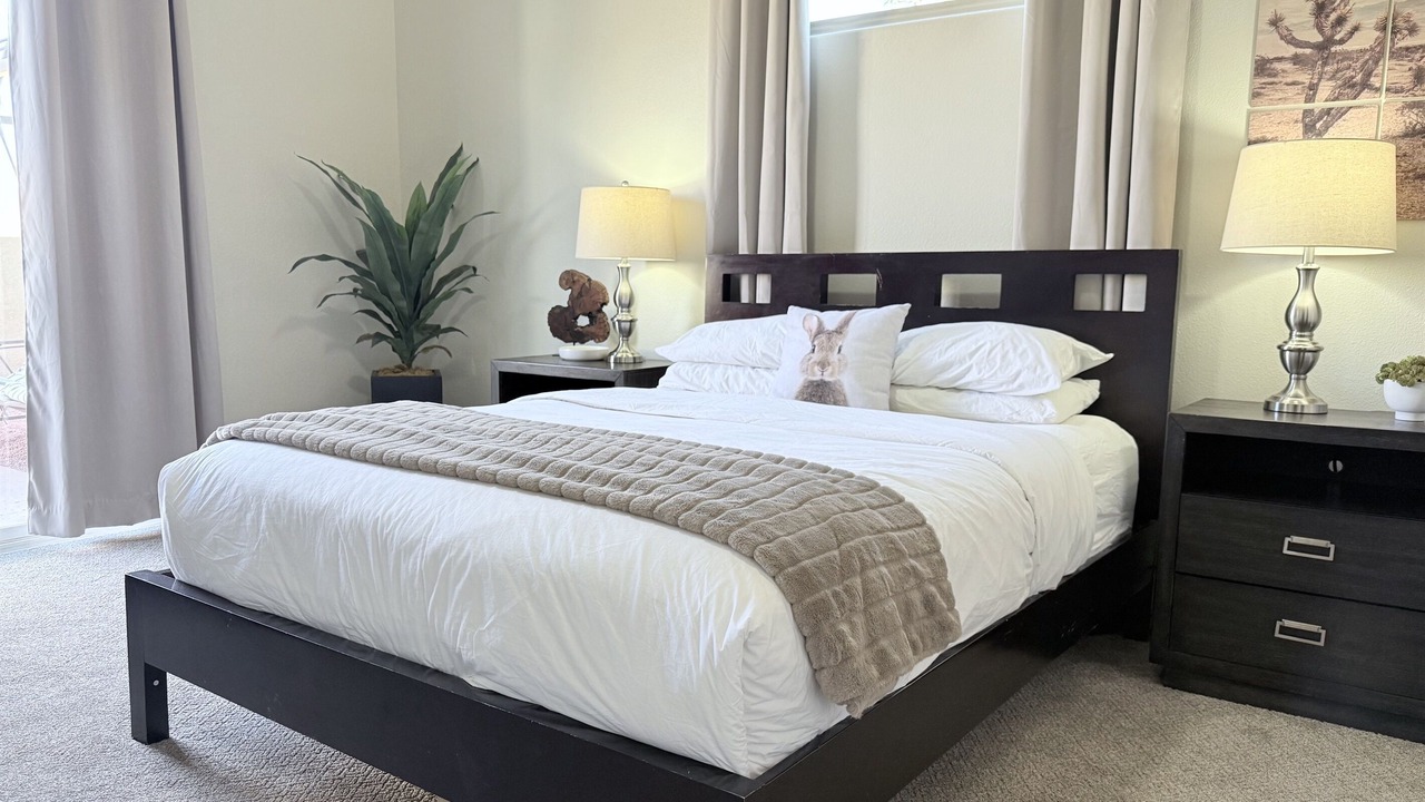 Photo of Bedroom in La Quinta Cove
