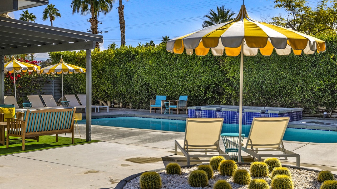 Photo of Outdoor in Sunmor