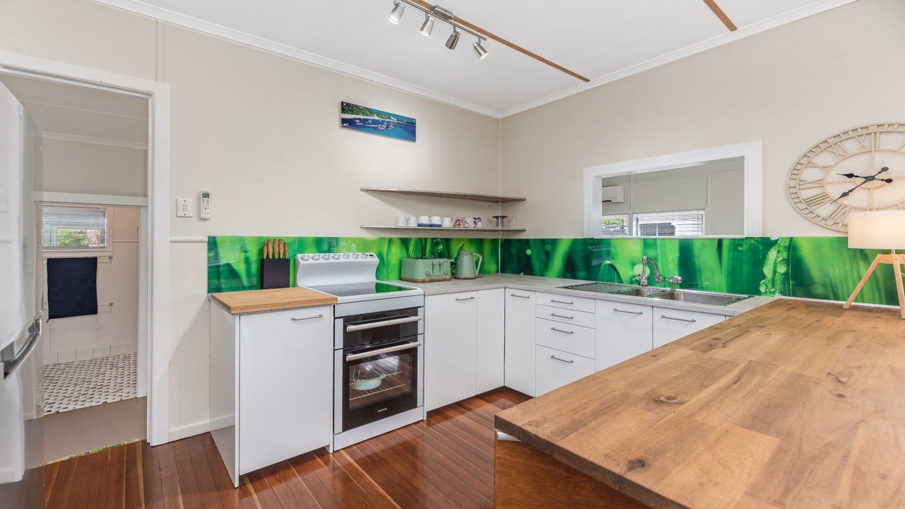 Photo of Kitchen in Golden Beach