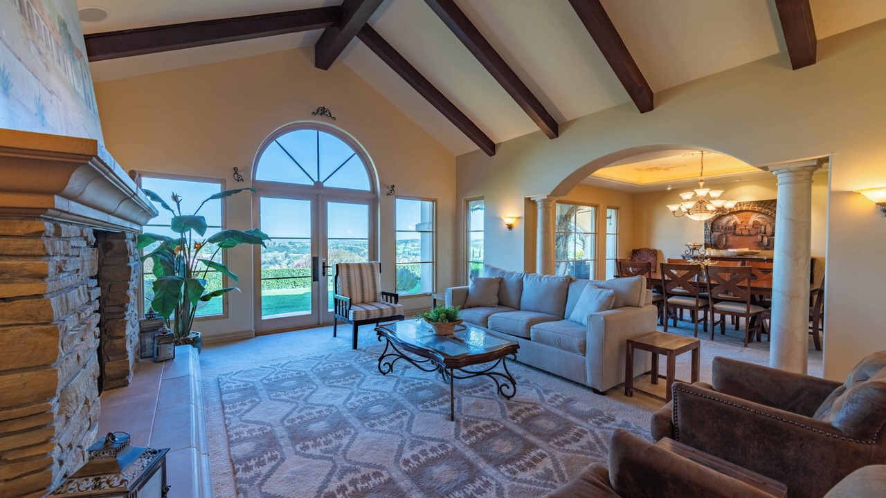 Photo of Livingroom in Paso Robles
