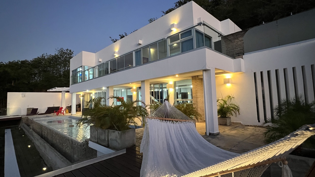 Photo of Patio Balcony in Pacific Marlin