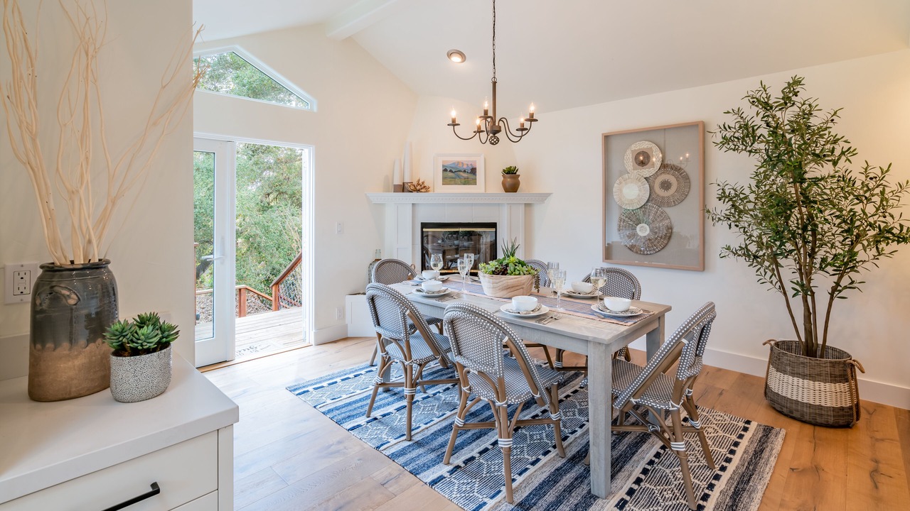 Photo of Livingroom in Montecito