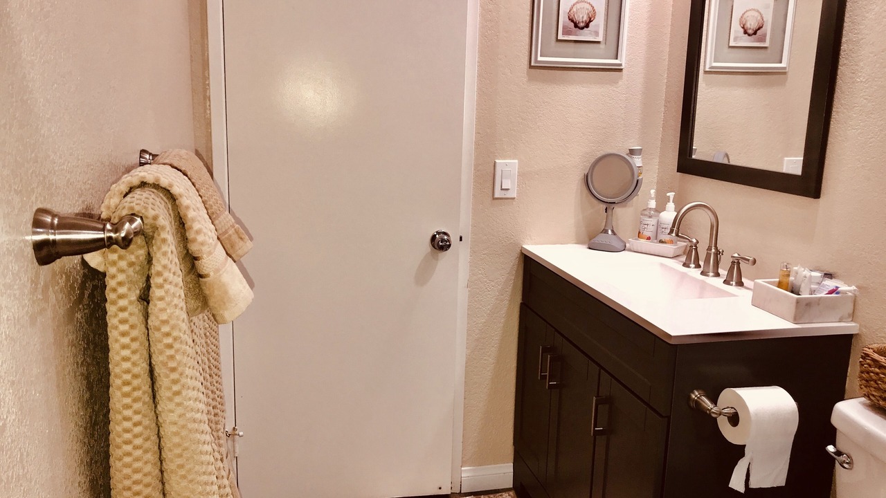 Photo of Bathroom in La Quinta Cove