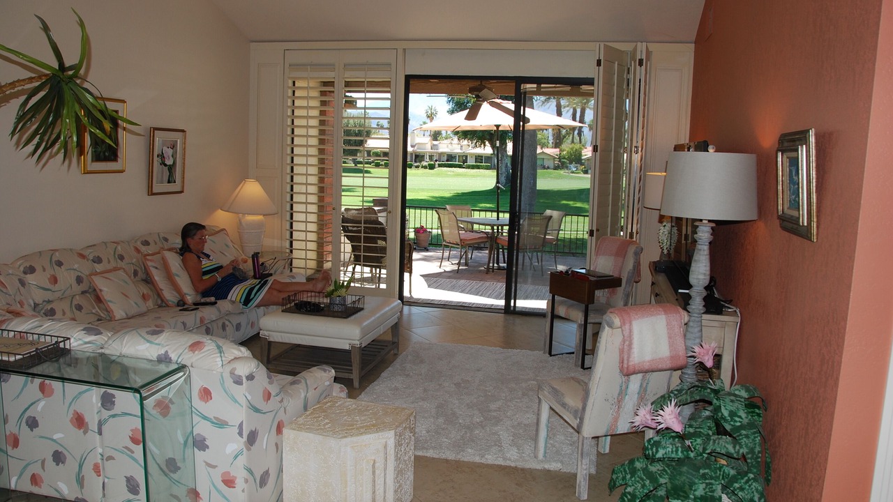 Photo of Livingroom in Palm Desert