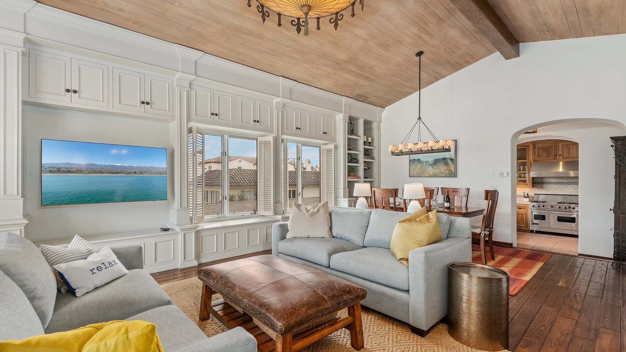 Photo of Livingroom in Laguna